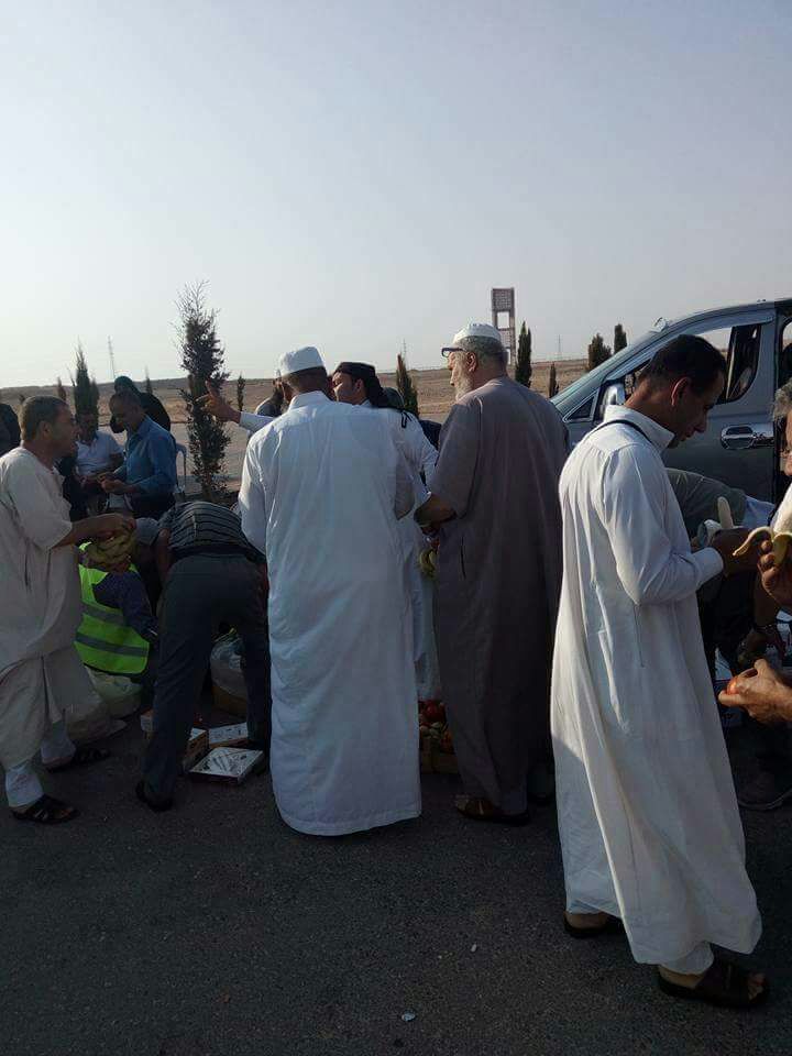 معانيون يخدمون حجاج بيت الله الحرام