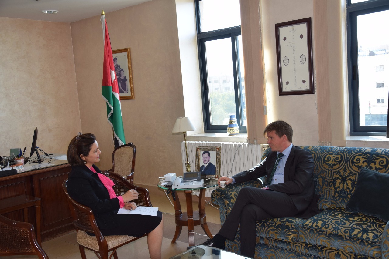 تبادل الخبرات الاجتماعية بين الأردن والسويد 