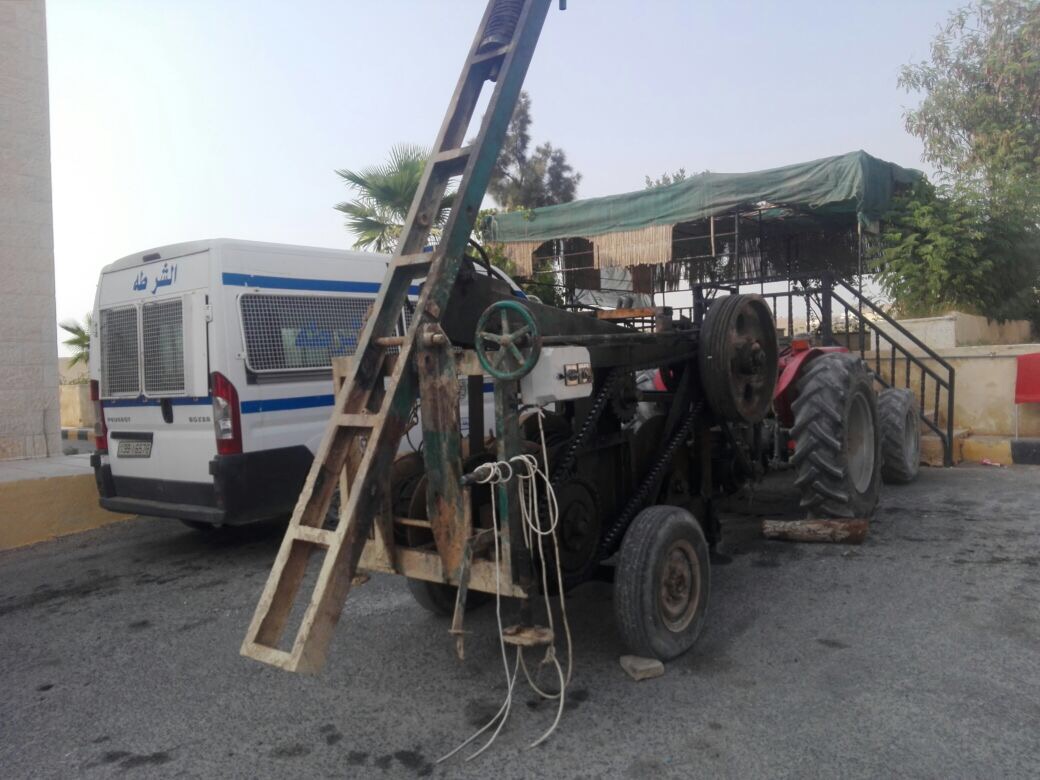 ضبط حفارة مخالفة متطورة صامتة اثناء