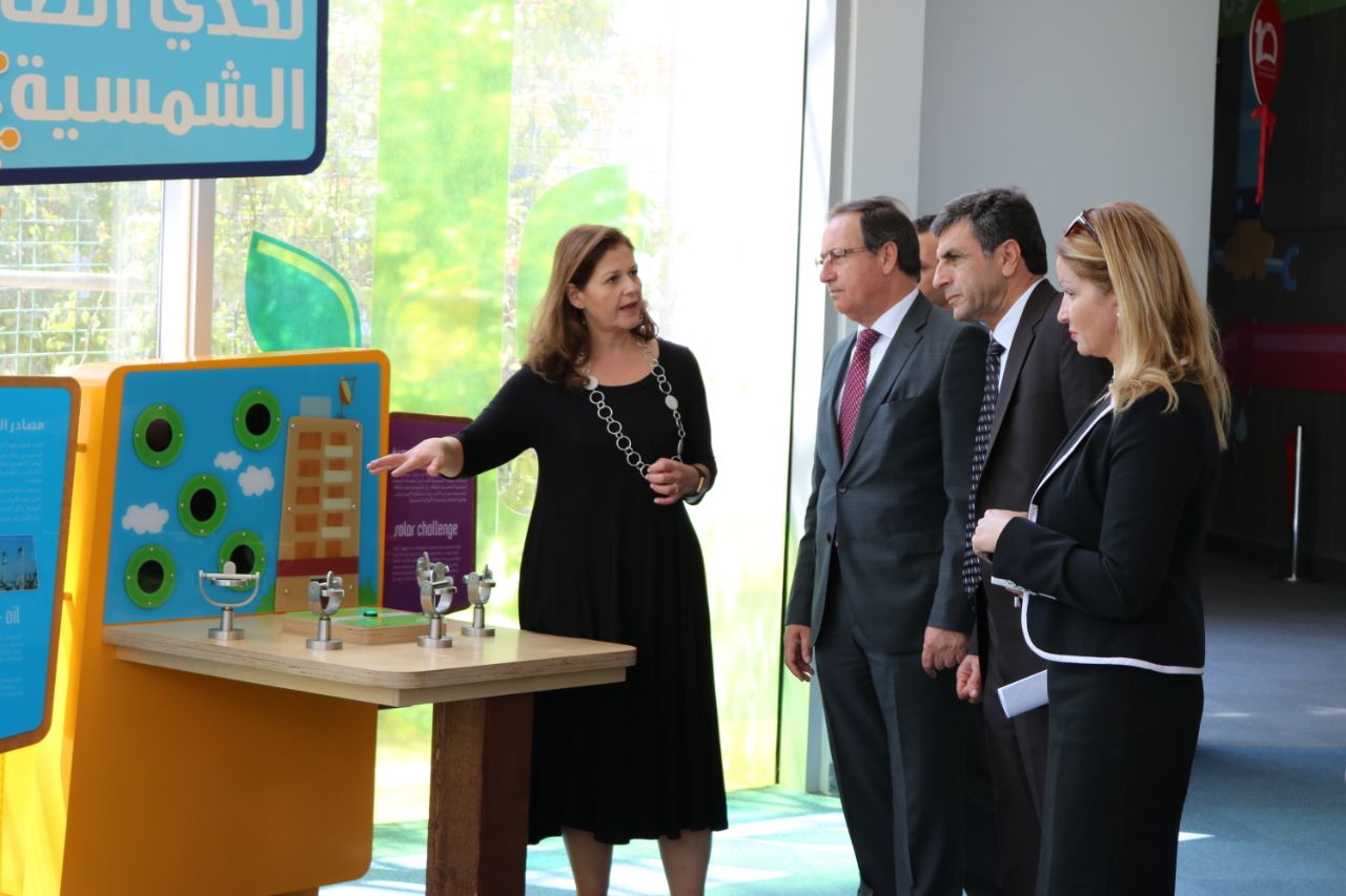 الخياط يشدد على توعية أجيال المستقبل