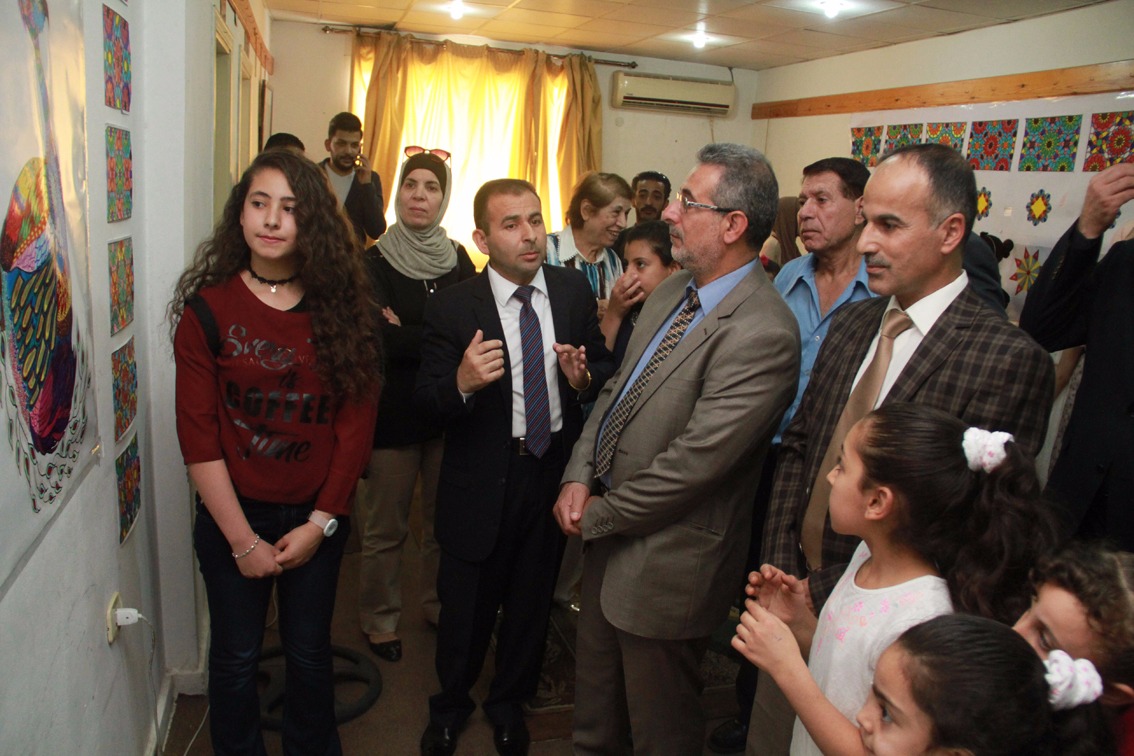 احمد راشد يفتتح معرض (ابداعات جرشية)