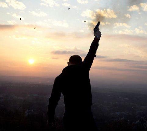 الأمن يحيل للمحكمة رئيس بلدية أطلق