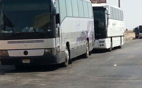 مسؤولو حدود المدورة يمنعون 5 باصات