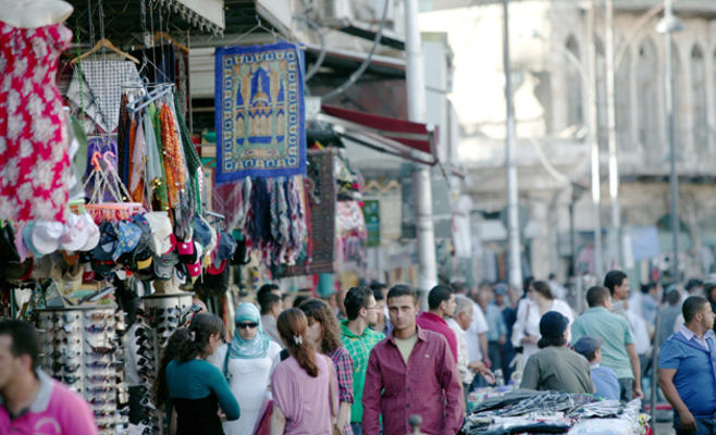 الاردنيون يستعدون لـ «أصعب الشهور»