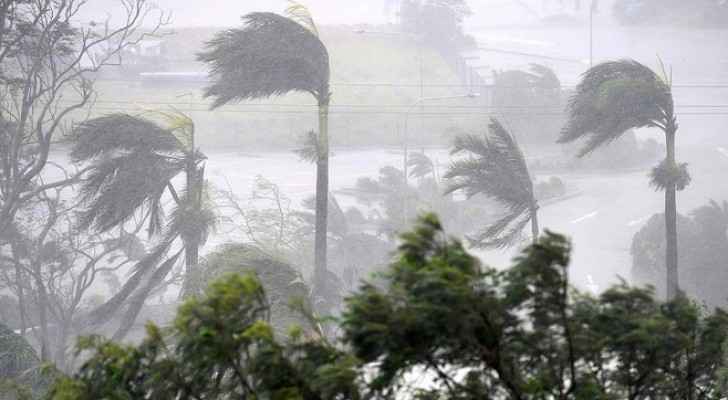 الإعصار هارفي يضرب تكساس.. وترمب يعلن