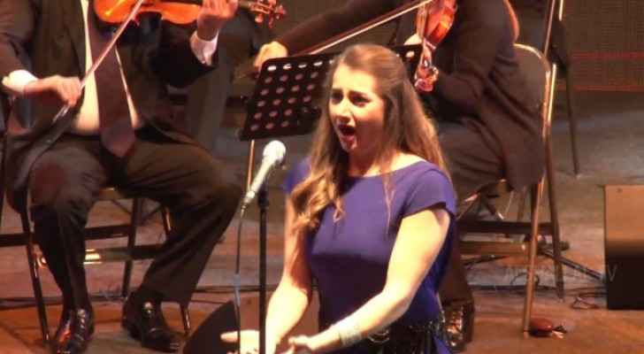 أول أردنية تغني مع مغني عالمي