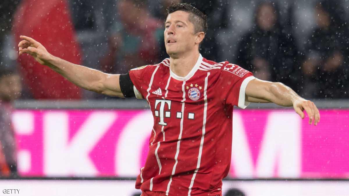 ليفاندوفسكي يقود بايرن ميونخ للفوز على