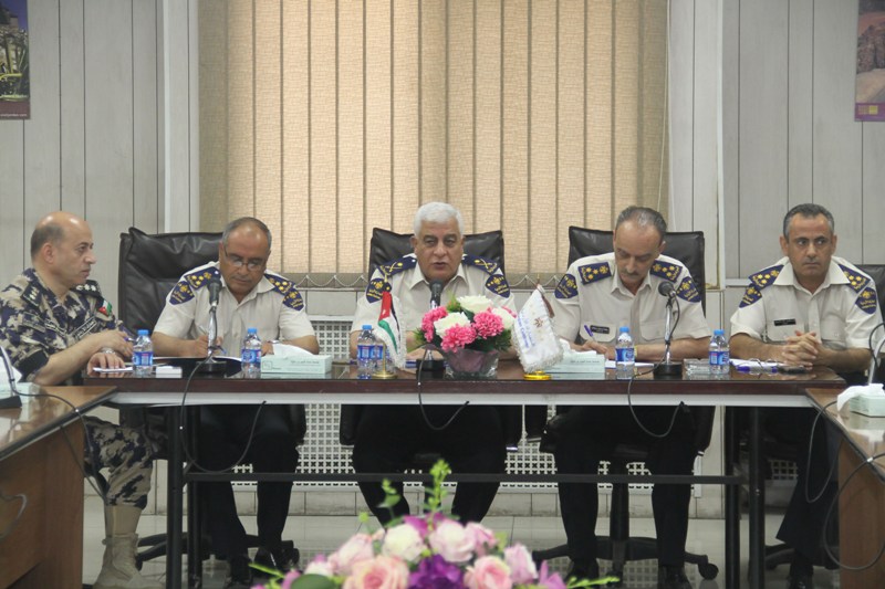 الحمود يوعز بترجمة الرؤى الملكية لتطوير