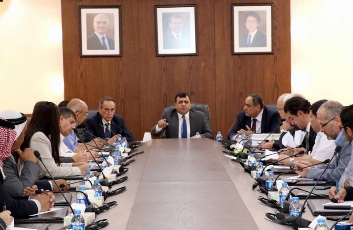 النزاهة النيابية : ليس لدى وزير