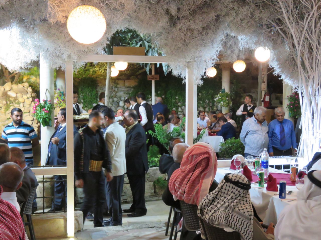 العتوم يولم لوجهاء وأعيان جرش (صور)