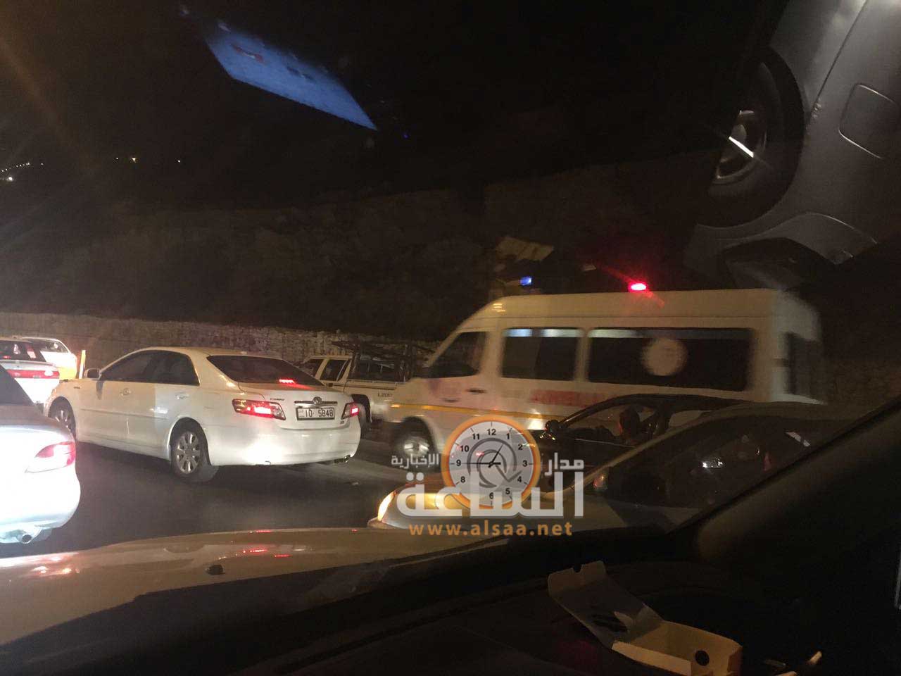 وفاتان و 6 إصابات بحادث تصادم