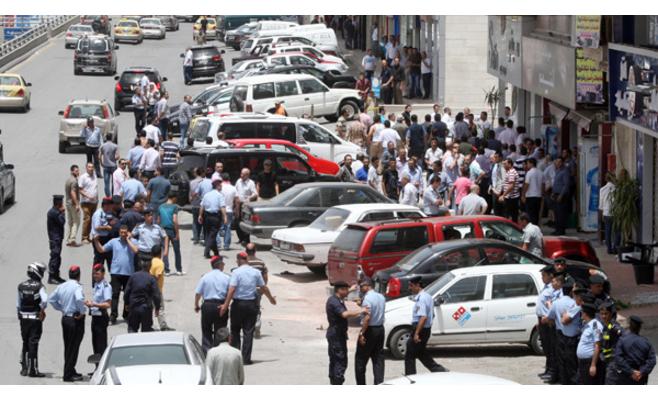 خبراء: التراخي الأمني وراء انتشار ظاهرة