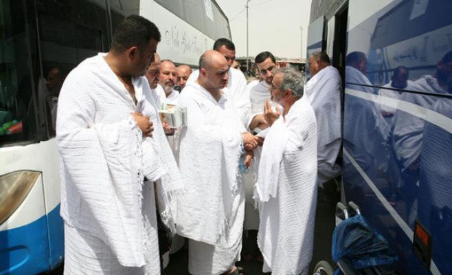 وزير الأوقاف من عرفات: سنعيد النظر