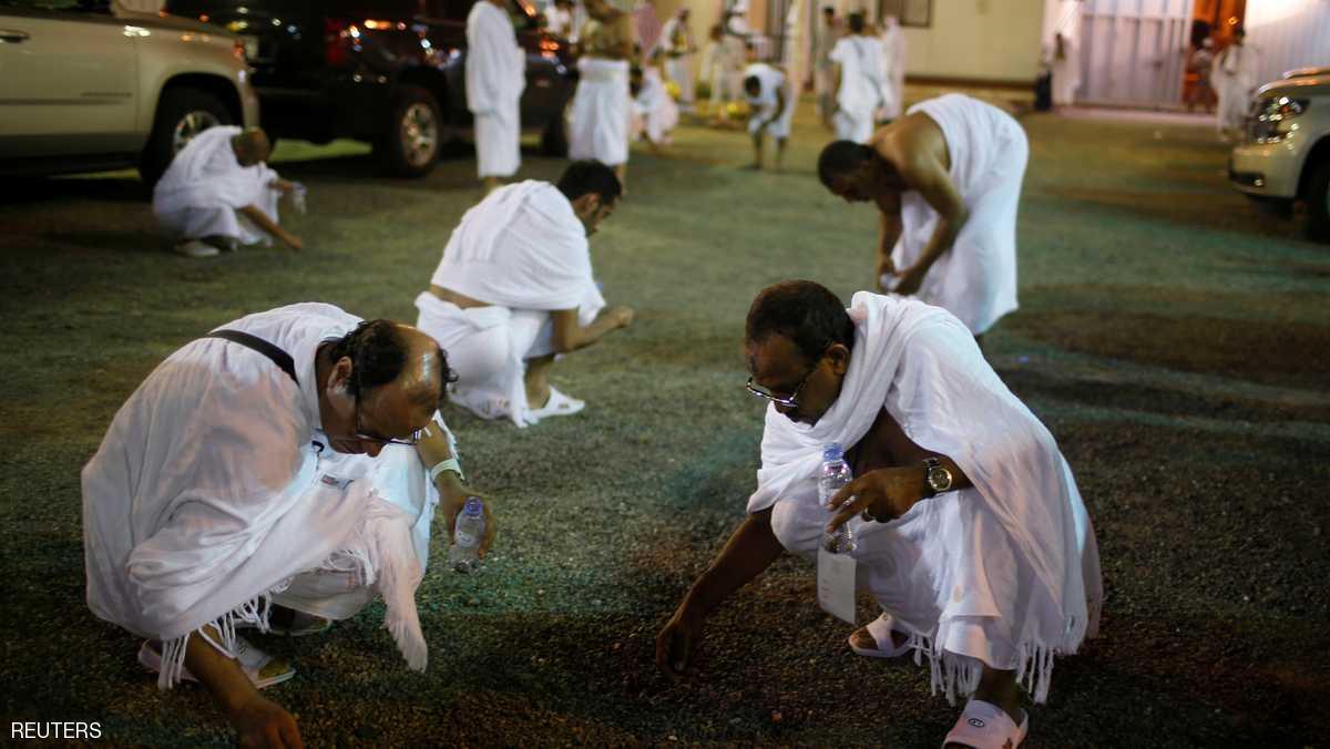 الحجاج يبيتون في مزدلفة تمهيدا ليوم