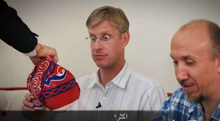 بالفيديو .. السفارة الأمريكية تشيد بكرم