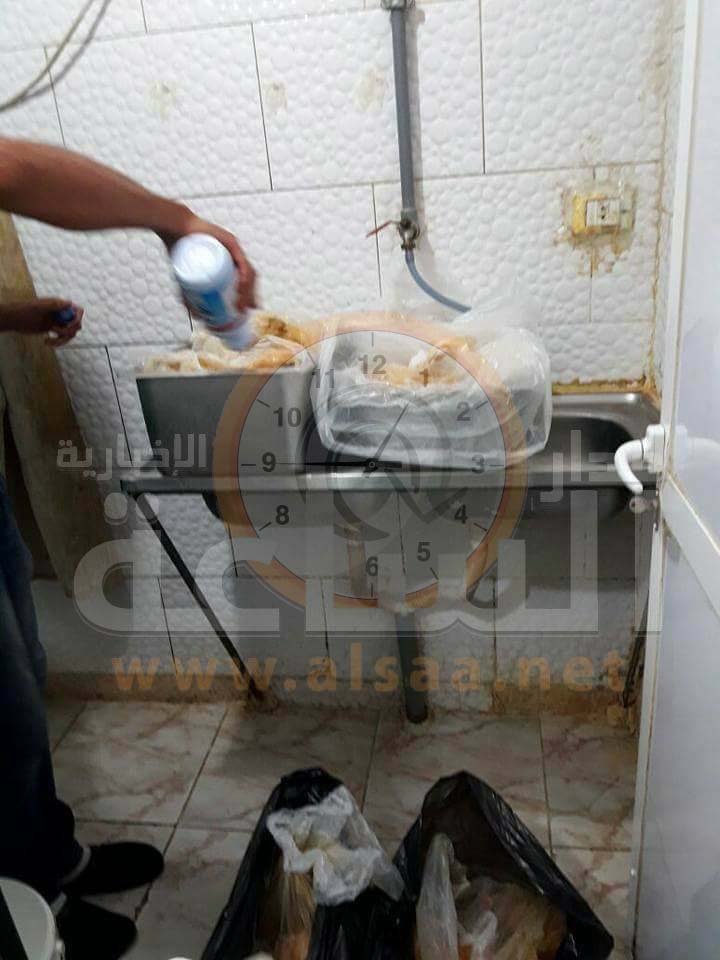 اتلاف 100 كيلو شاورما في مطعم