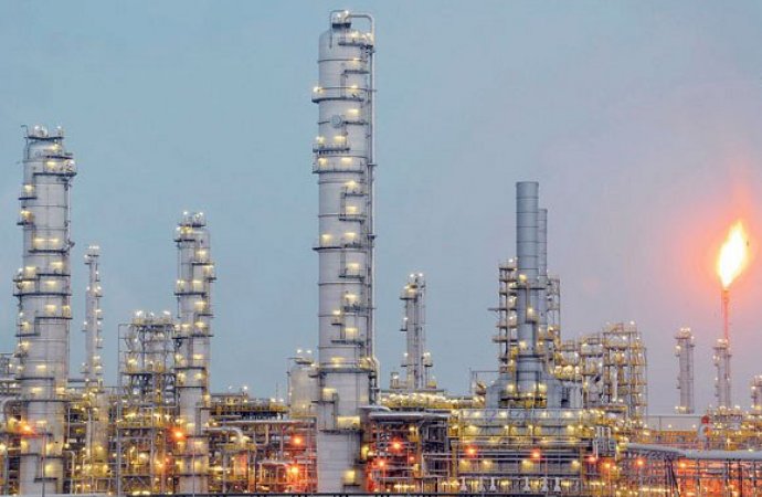 تقلب أسواق النفط في أعقاب الإعصار