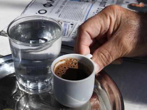 مفاجأة.. اشرب القهوة وعش أطول