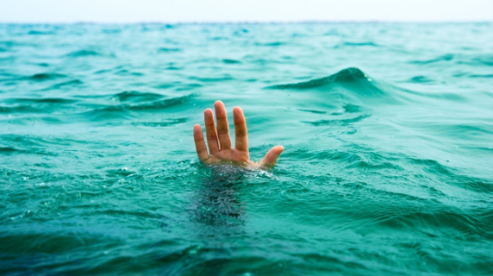 وفاة ثلاثيني غرقا بحمامات ماعين