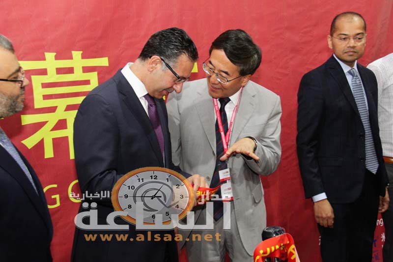 افتتاح معرض المنتجات الصينية في عمان