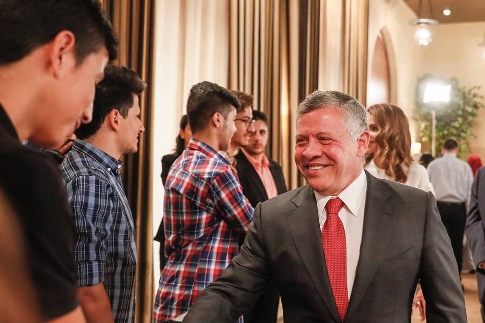 الملك والملكة يستقبلان أوائل الثانوية العامة..