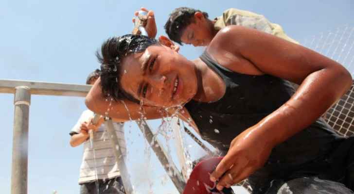 وطأة حر شديدة تضرب المملكة اعتبارا