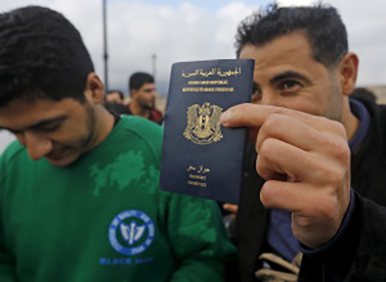 11 ألف جواز سفر سوري ’فارغ‘