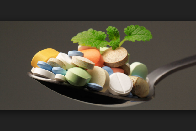 الكيلاني يطالب بحصر بيع المكملات الغذائية