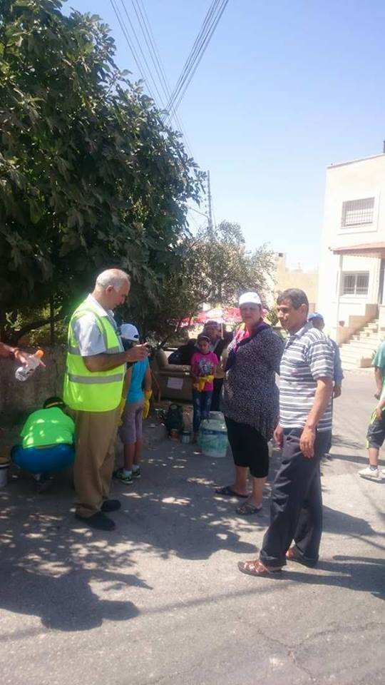 شباب الفحيص يبدأون بحملة نظافة لتجميل