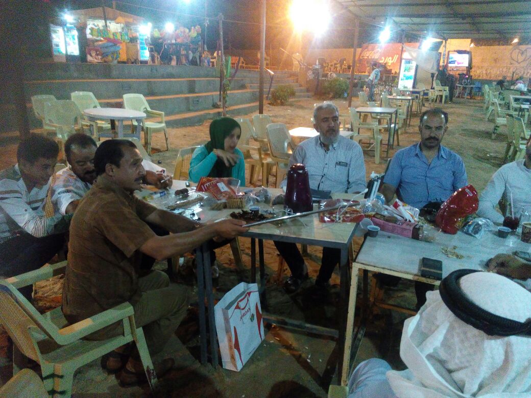 الكاتبة عبدالقادر تقيم امسية شعرية على