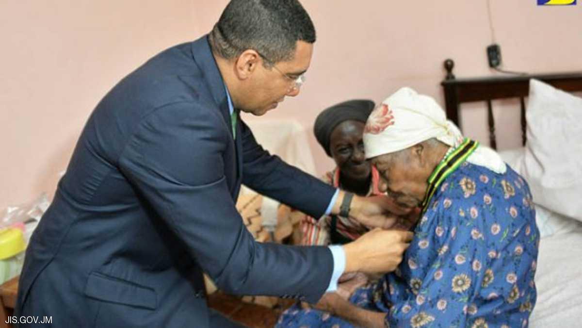 وفاة العمة الخامسة أكبر معمرة في