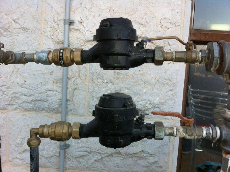 ’مياهنا‘ تنذر بعقوبات رادعة لوقف الهدر