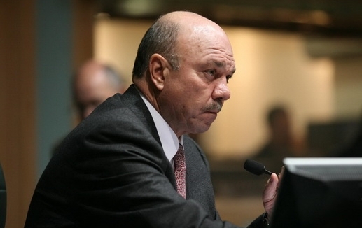 لماذا أصبح «الأعيان» مجلس «نخبة معزولة»..