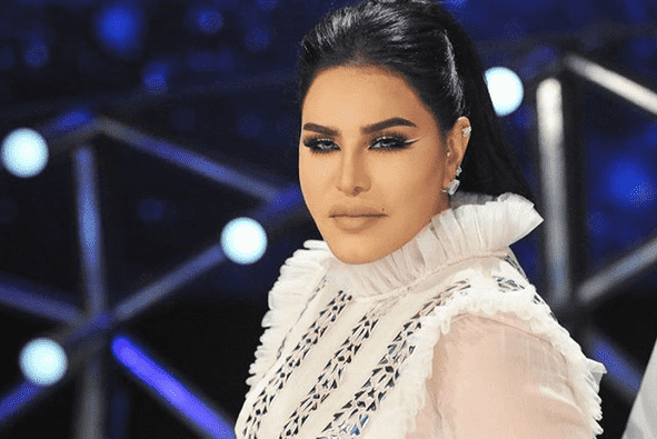 أحلام تهدي خادمتها ألماسا (فيديو)