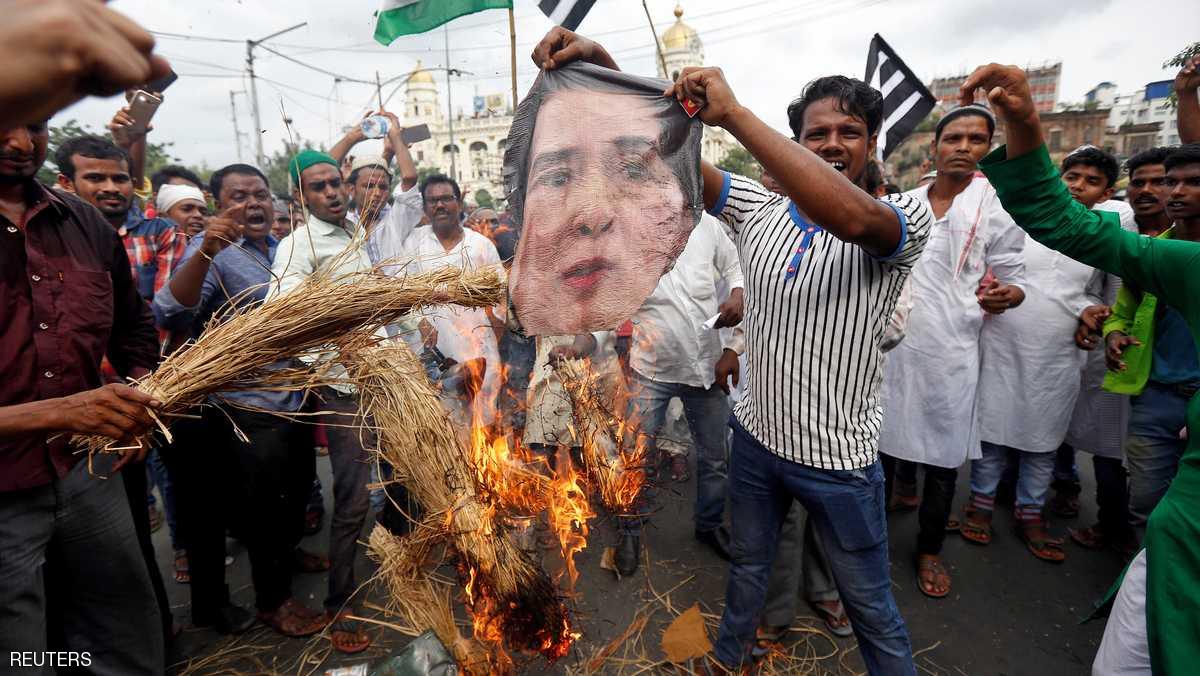 سو تشي تهرب من جرائم ميانمار