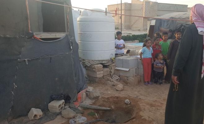 وفاة طفلة سورية سقطت بحفرة للمياه