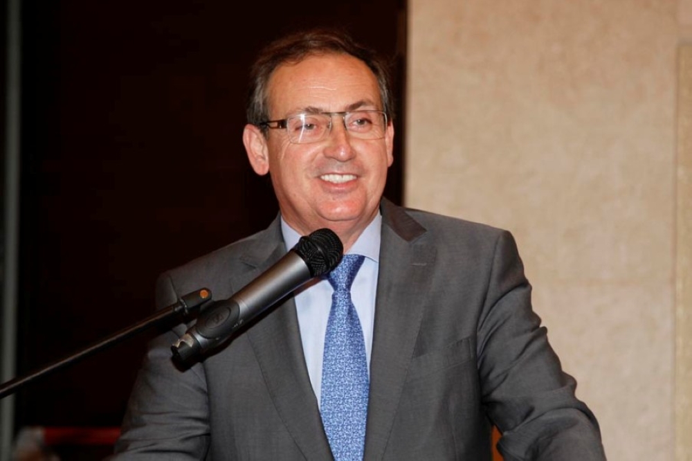 وزير البيئة: تشغيل 16 بئرا في