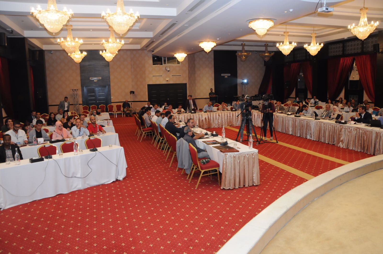 اختتام أعمال مؤتمر الجيل والانتقال الديمقراطي