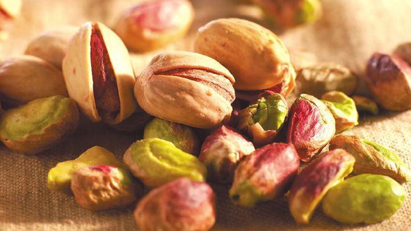 استخدام قشرة الفستق لتصنيع الأدوية ومستحضرات