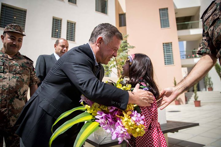 الملك في الزرقاء (صور)