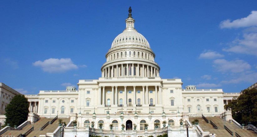 الكونغرس يستدعي غوغل وفيسبوك وتويتر للشهادة