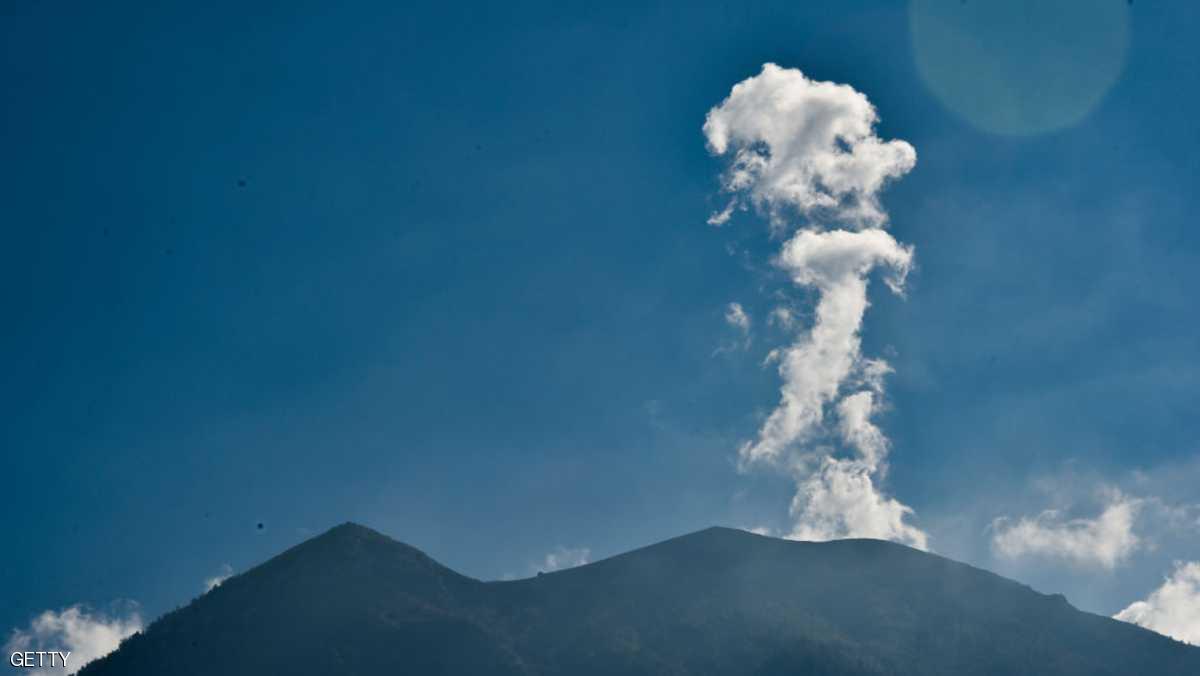 هدير جبل أغونغ في جزيرة بالي