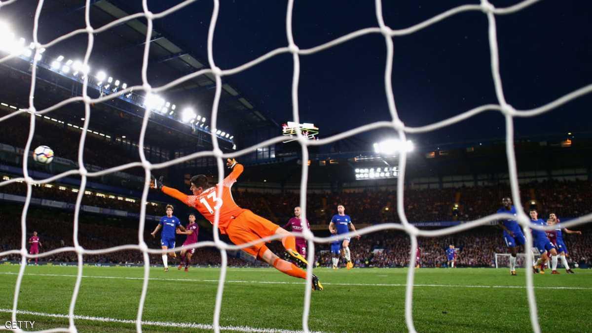 دي بروين يضع مان سيتي بالصدارة