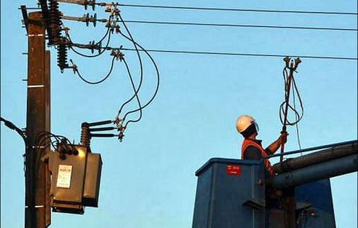 اجراءات احترازية لشركة توزيع كهرباء الطفيلة