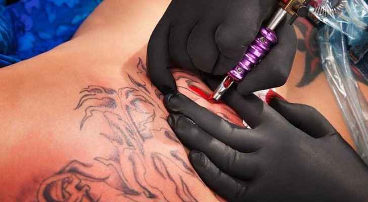 هذا ما يفعله ’التاتو‘ بالجسم بعد