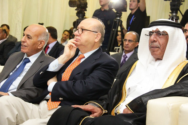 وزير الثقافة يفتتح معرض عمان الدولي