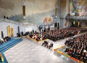 إيراني ينافس 3 عرب على نوبل