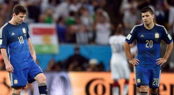 الأرجنتين تواجه شبح الخروج من تصفيات