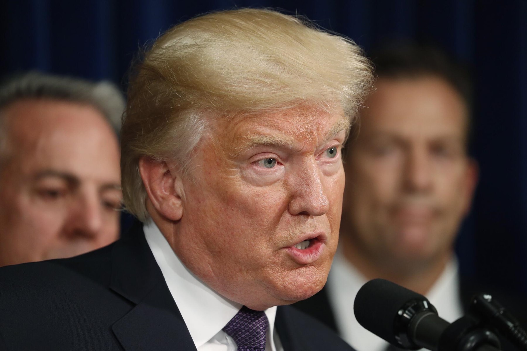 واشنطن بوست: ترامب لن يصدق على