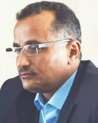 بحث عن عمل.. فنعتوه بالعميل..